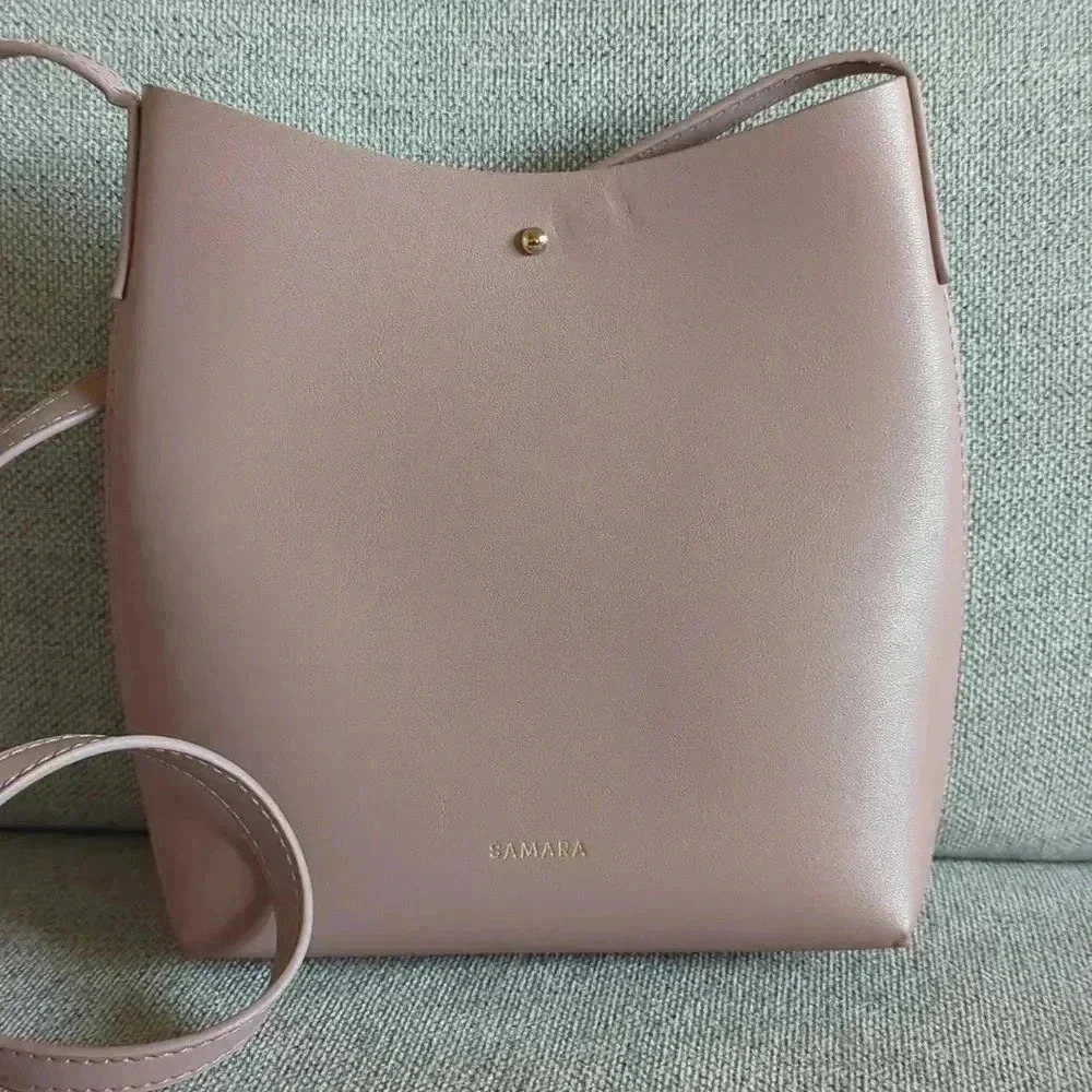 Light Pink Vegan Leather Crossbody Purse Samara - Picture 2 of 7